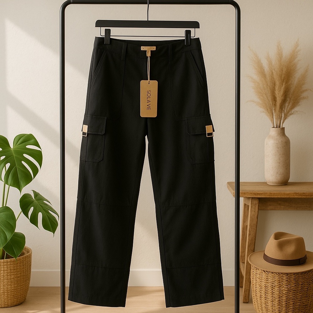 Black woman Cargo Pants